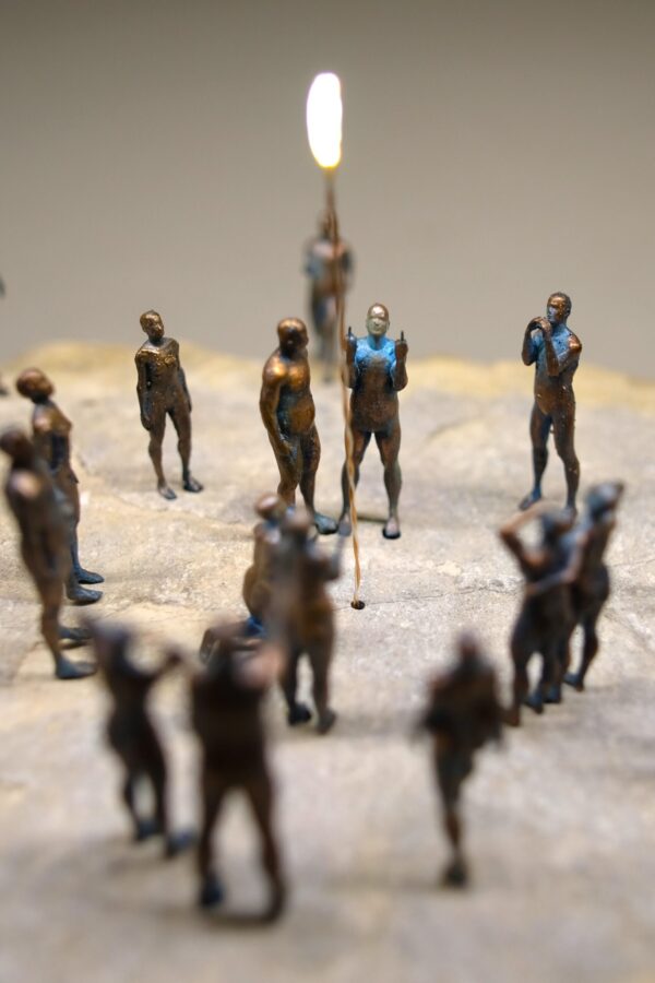 Light 001 - Image 6