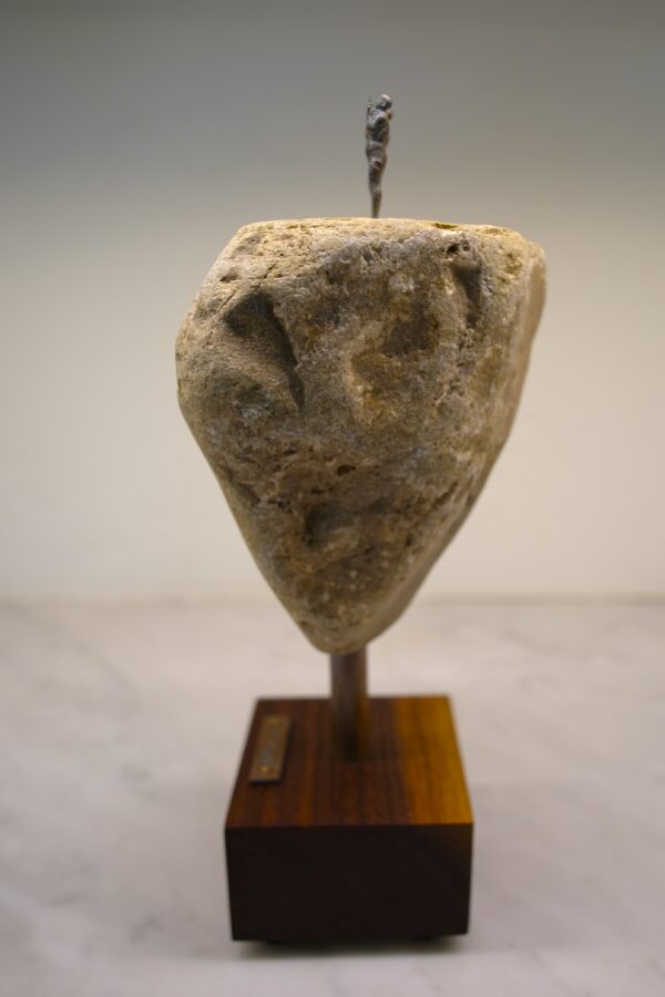 Love Hate 001 - Image 2