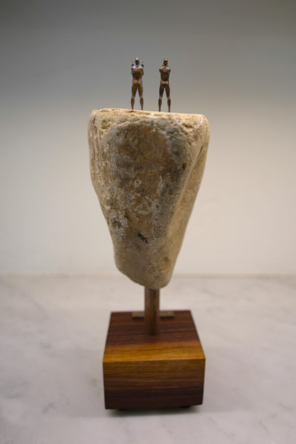Love Hate 001 - Image 3