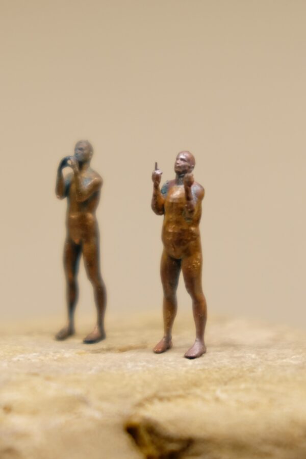 Love Hate 003 - Image 5